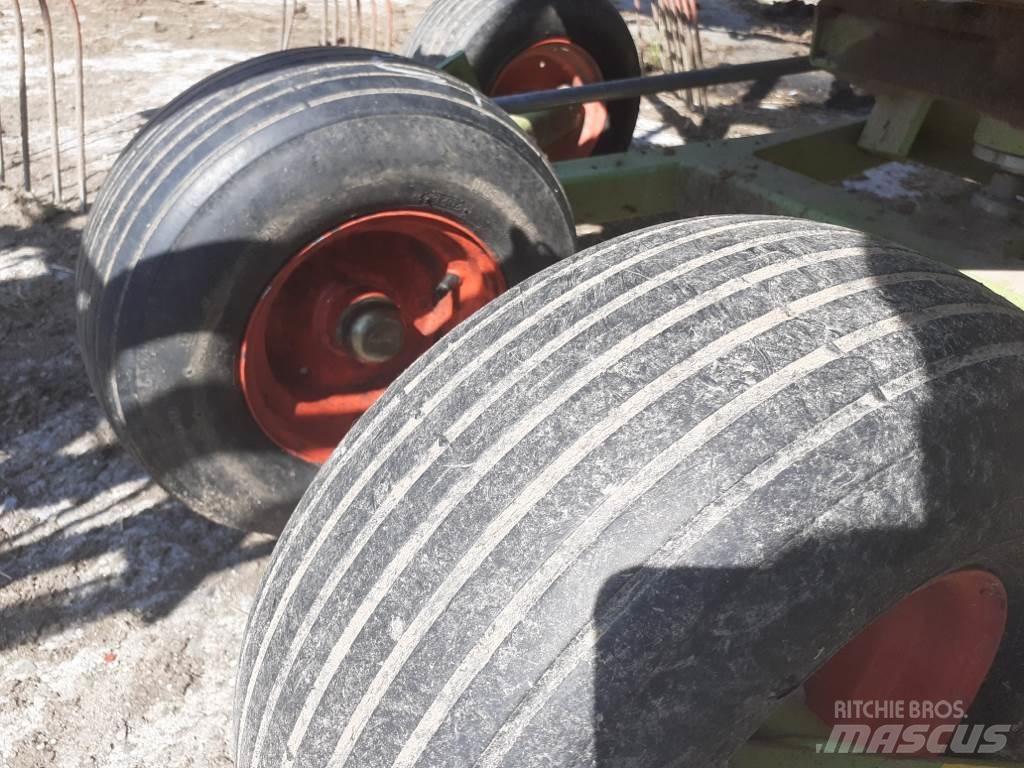 CLAAS Liner 430 S Windrowers
