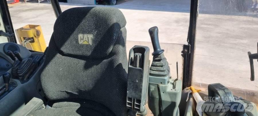 CAT 432D Backhoe
