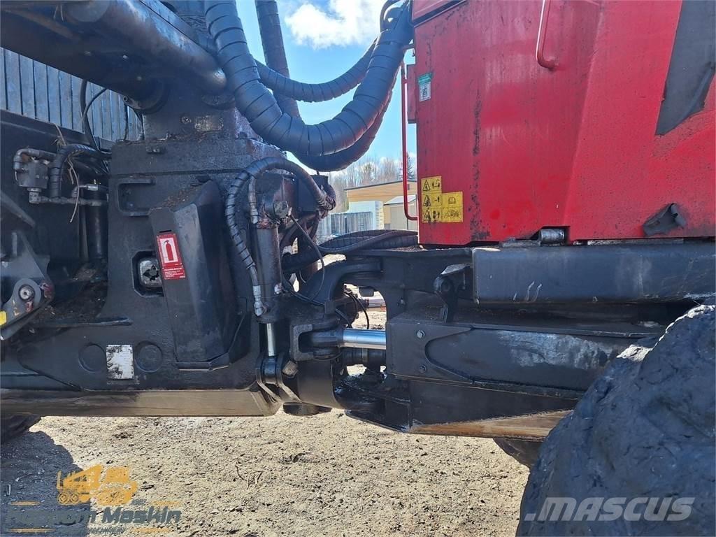 Komatsu 895 Harvesters