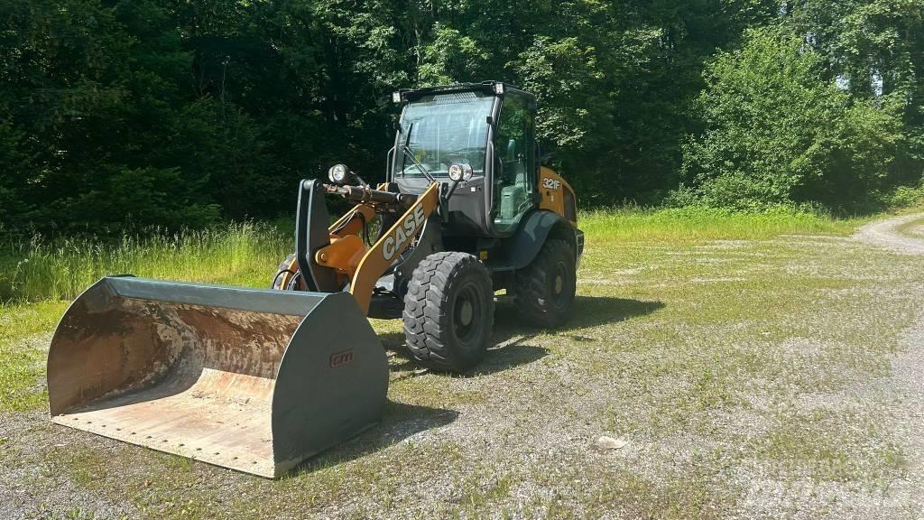 CASE 321 F Wheel loaders