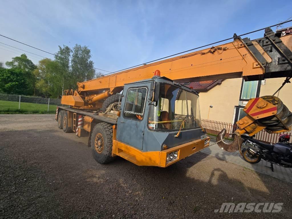 Bumar Fablok All terrain cranes