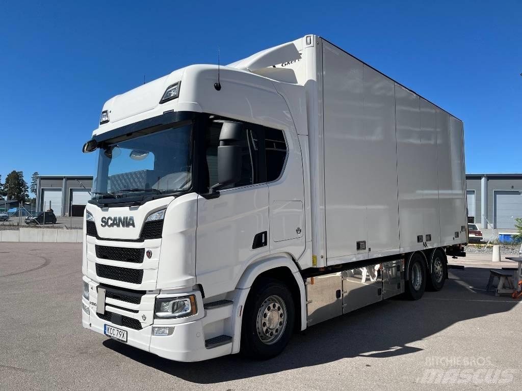 Scania R590 Box trucks