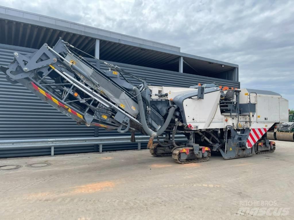 Wirtgen W210 Asphalt cold milling machines