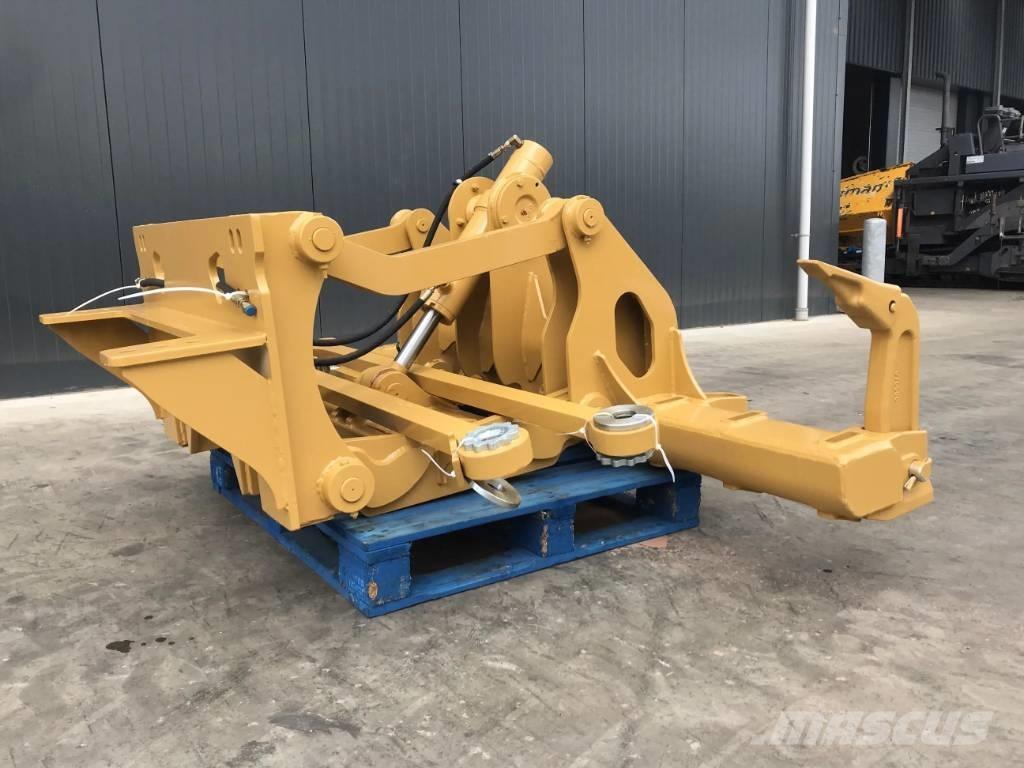 CAT 160M3 Scarifiers