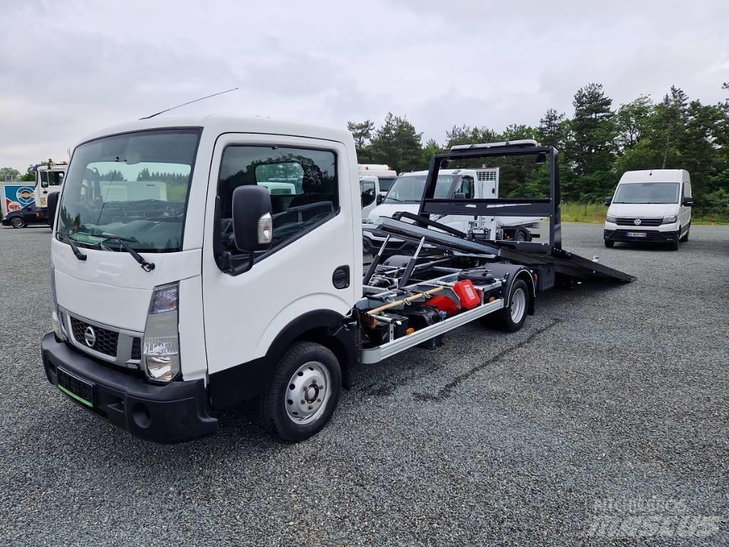 Nissan 35.13 Panel vans