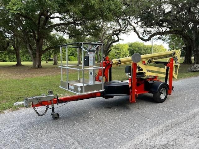 JLG T 350 Trailer mounted platforms