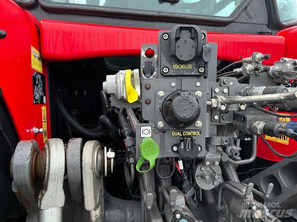 Massey Ferguson 7720 Tractors
