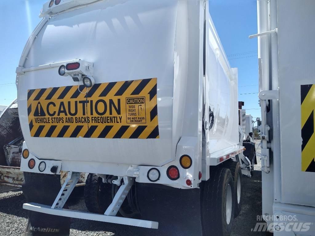 Mack LEU613 Waste trucks