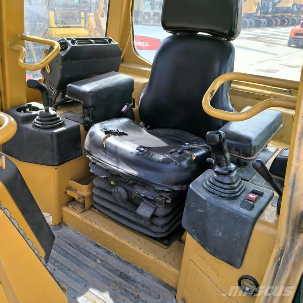 CAT D 5 G LGP Crawler dozers