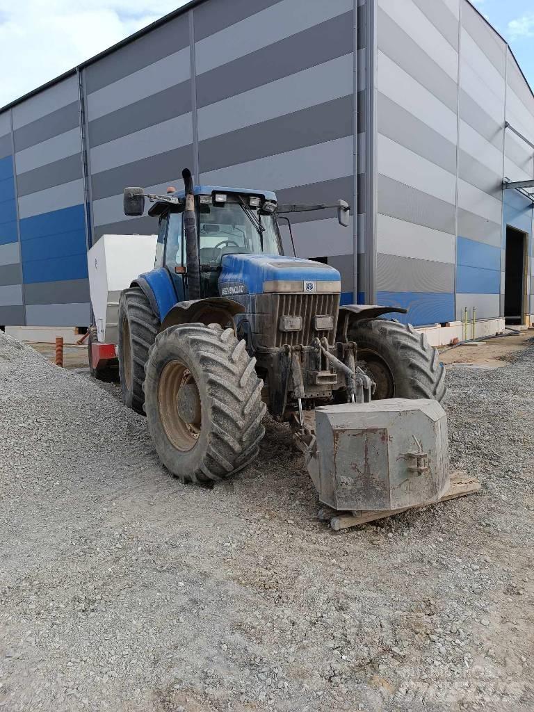 New Holland 8870 A Tractors