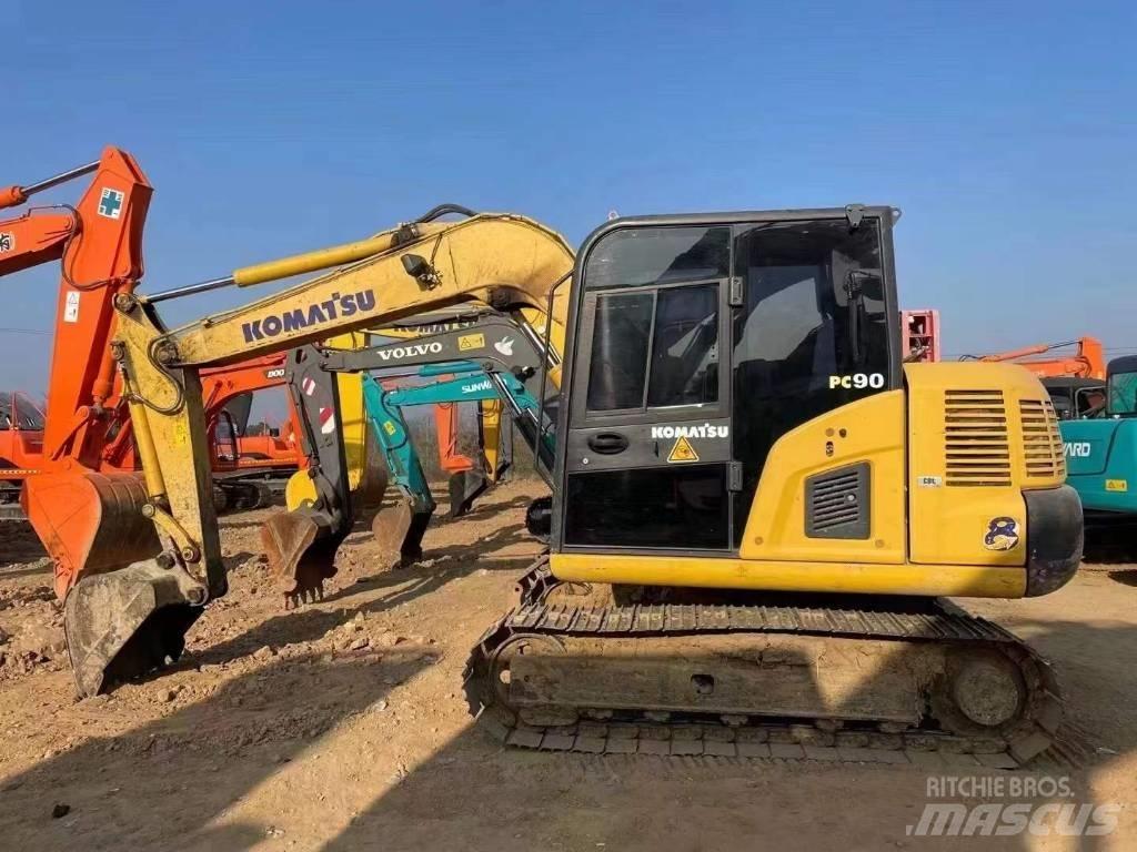 Komatsu PC 70-8 Crawler excavators