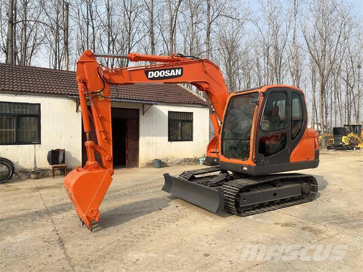 Doosan DX75 Crawler excavators