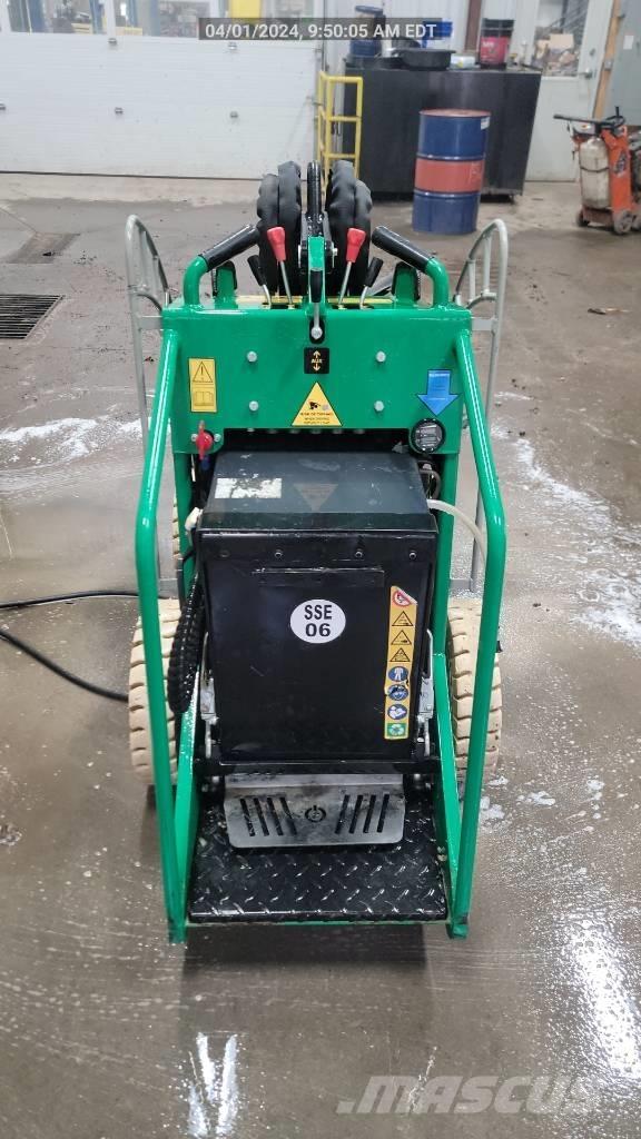  Cratos 100ECO Skid steer loaders