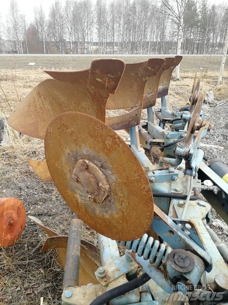 Överum CV 398H Reversible ploughs