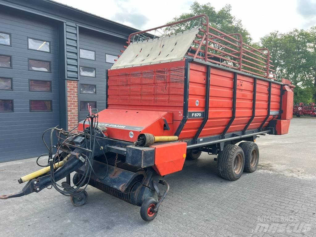 Deutz Fahr F 570 Self-loading trailers