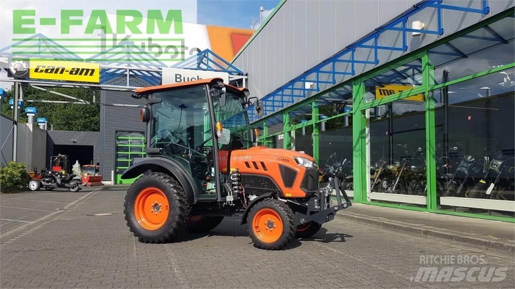 Kubota lx401 cab Tractors