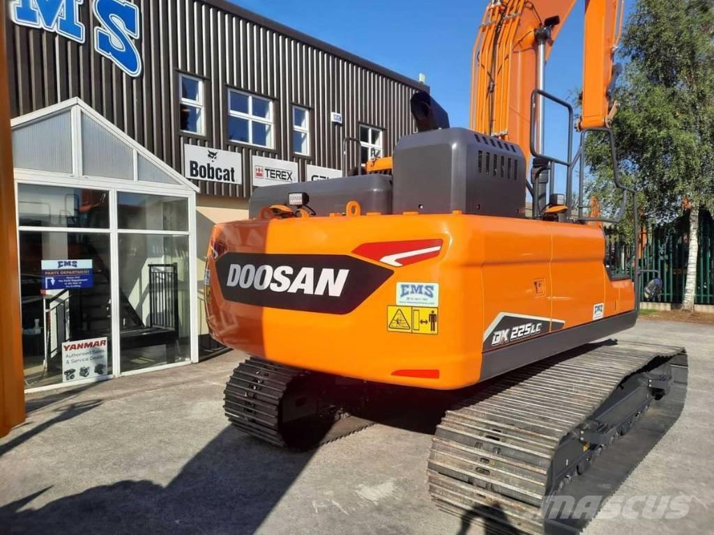 Doosan Dx225LC-7 Crawler excavators