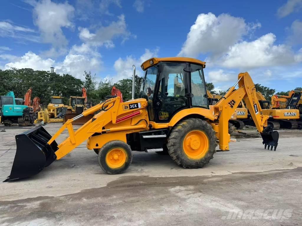 JCB 3 CX Backhoe