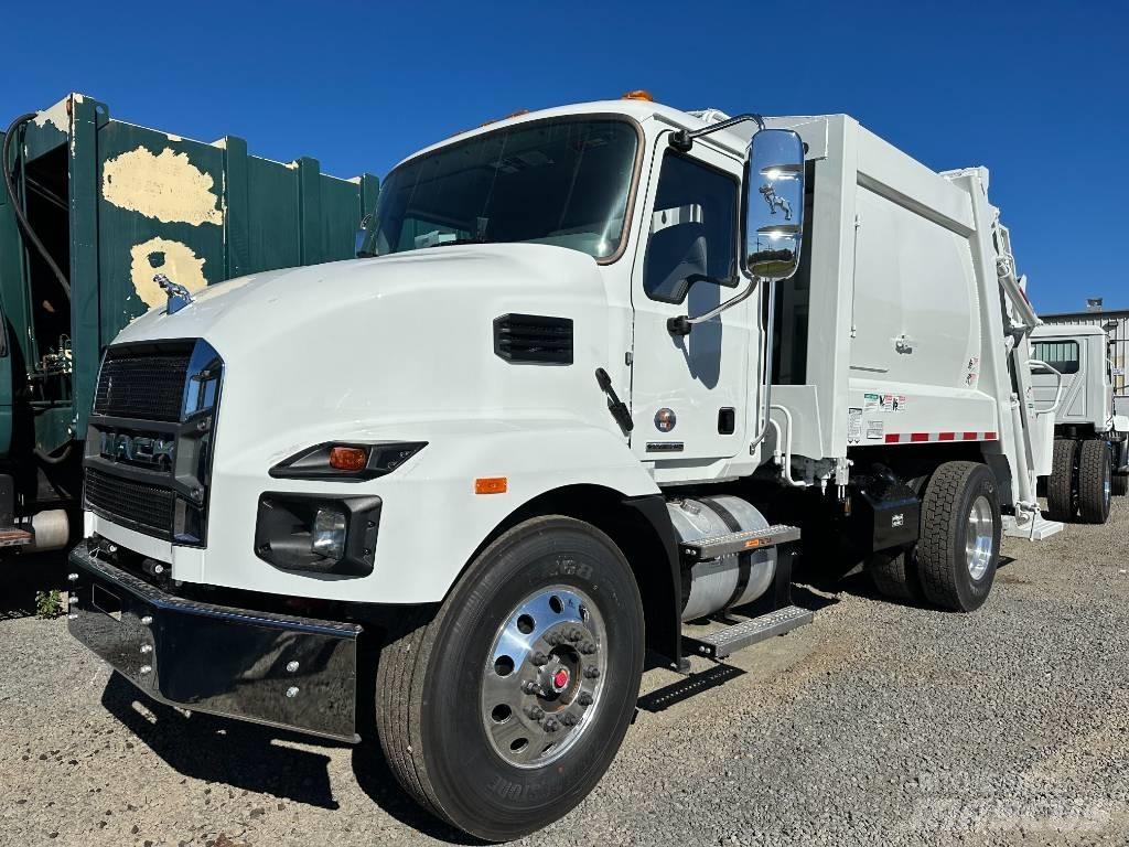 Mack MD6 Waste trucks
