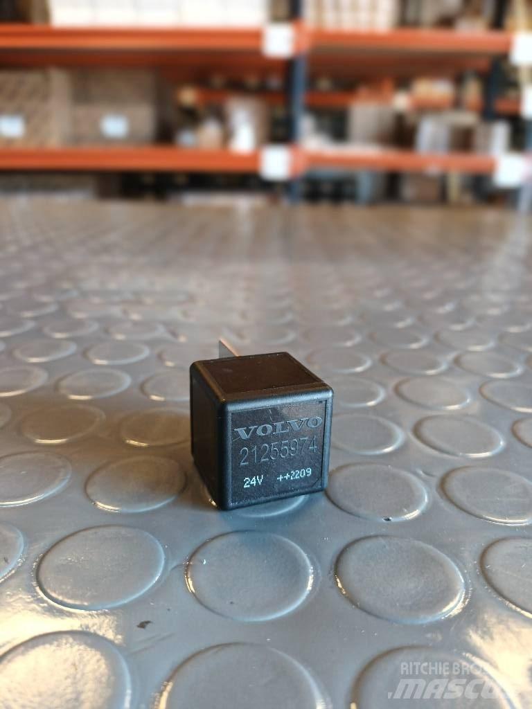 Volvo RELAY 21255974 Other components
