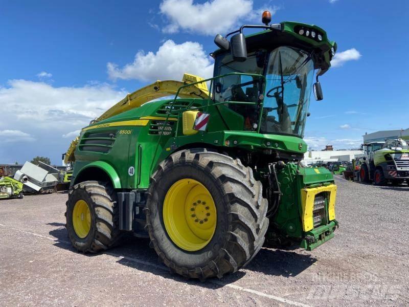 John Deere 8500i Forage harvesters