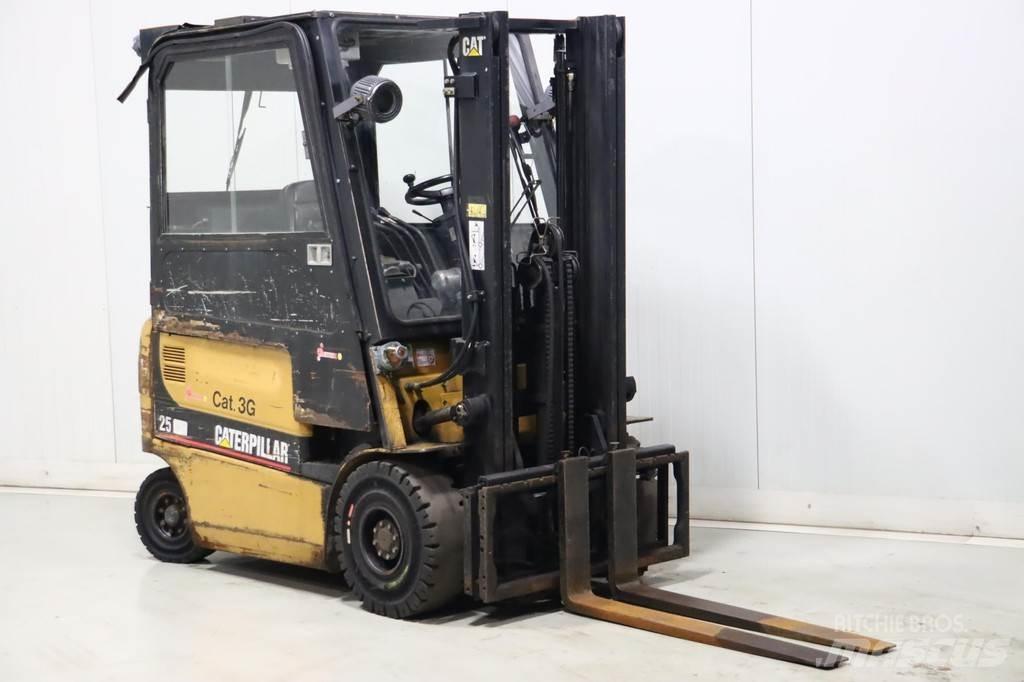 CAT EP25KPAC Electric forklift trucks