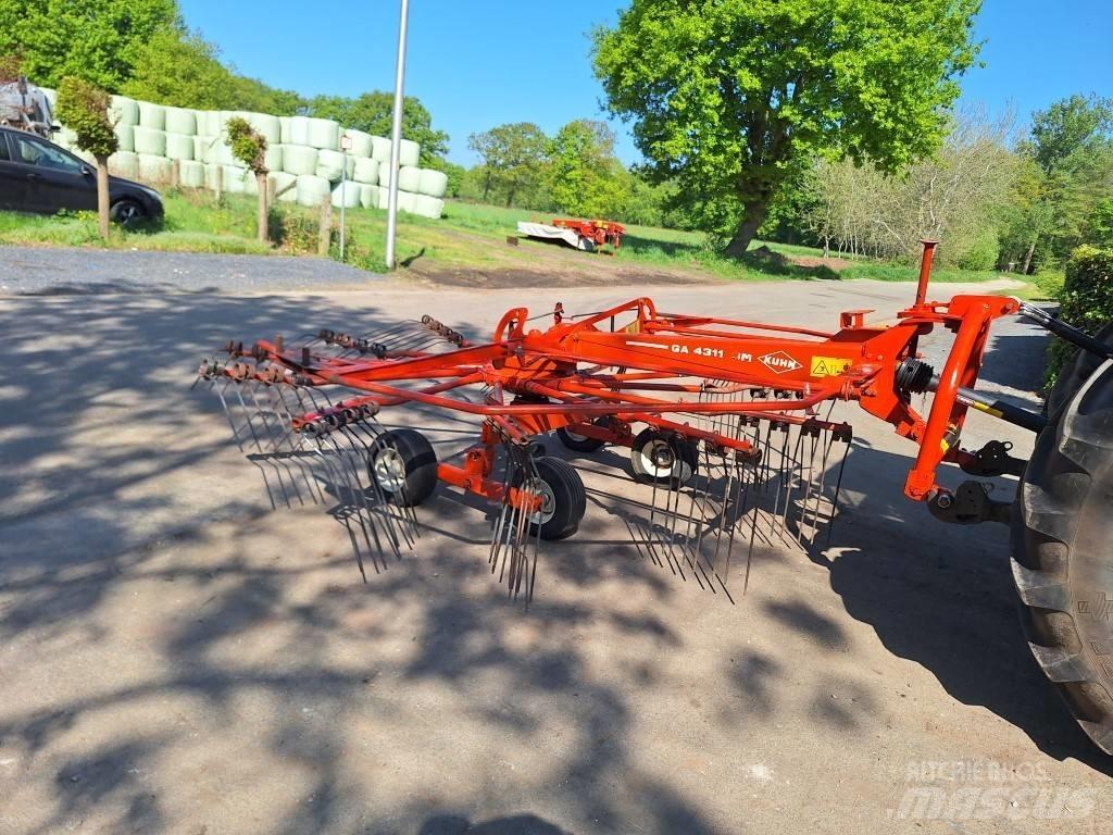 Kuhn GA 4311 GM Windrowers