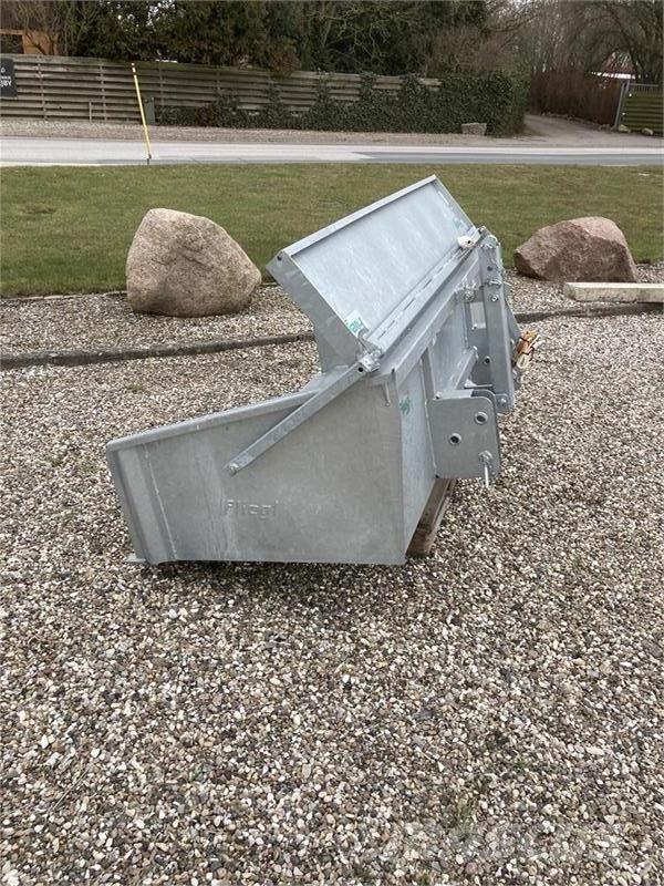 Fliegl 1,2 - 2,2 meter Other tractor accessories