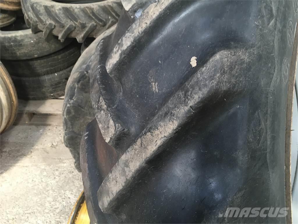  Tvillinghjul Tyres, wheels and rims