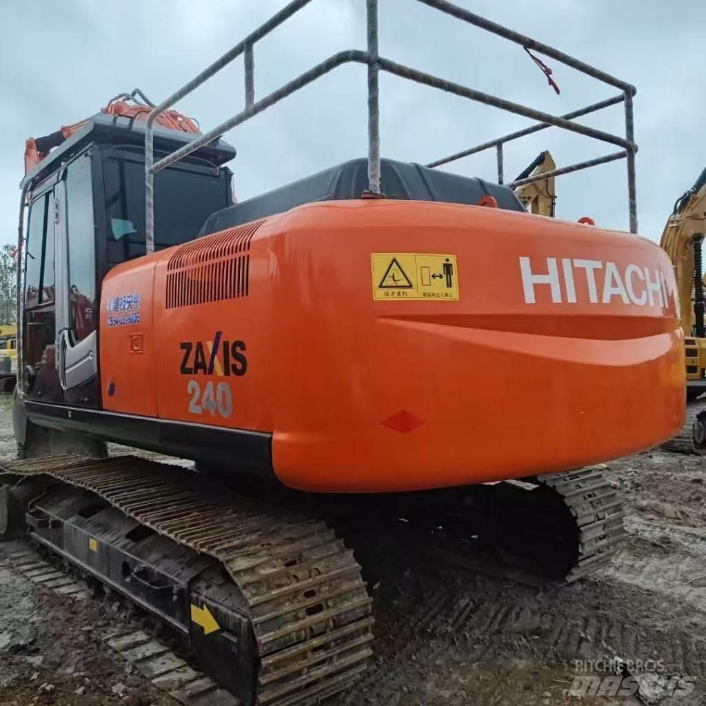 Hitachi 240-3 Crawler excavators