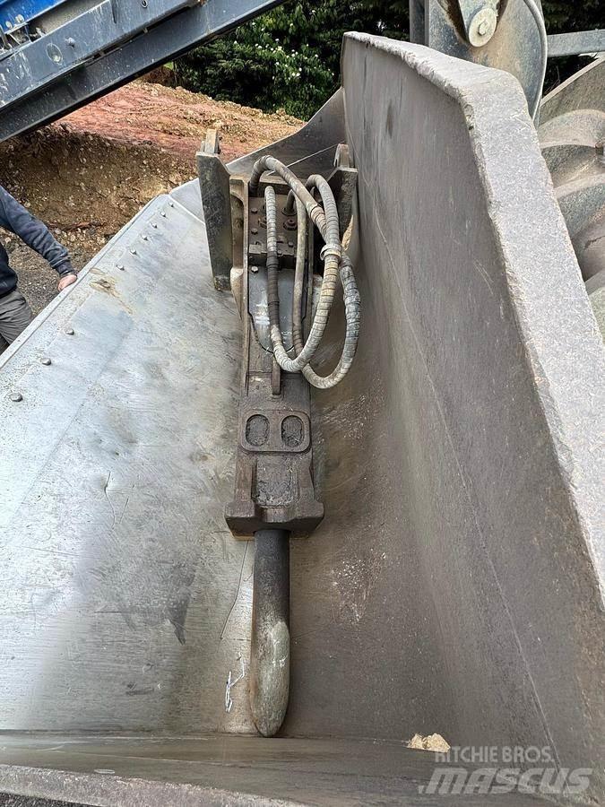 Furukawa FXJ275 Hammers / Breakers