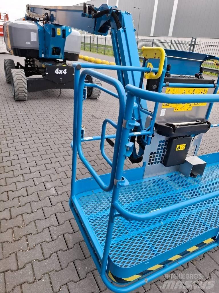 Genie S-60J Telescopic boom lifts