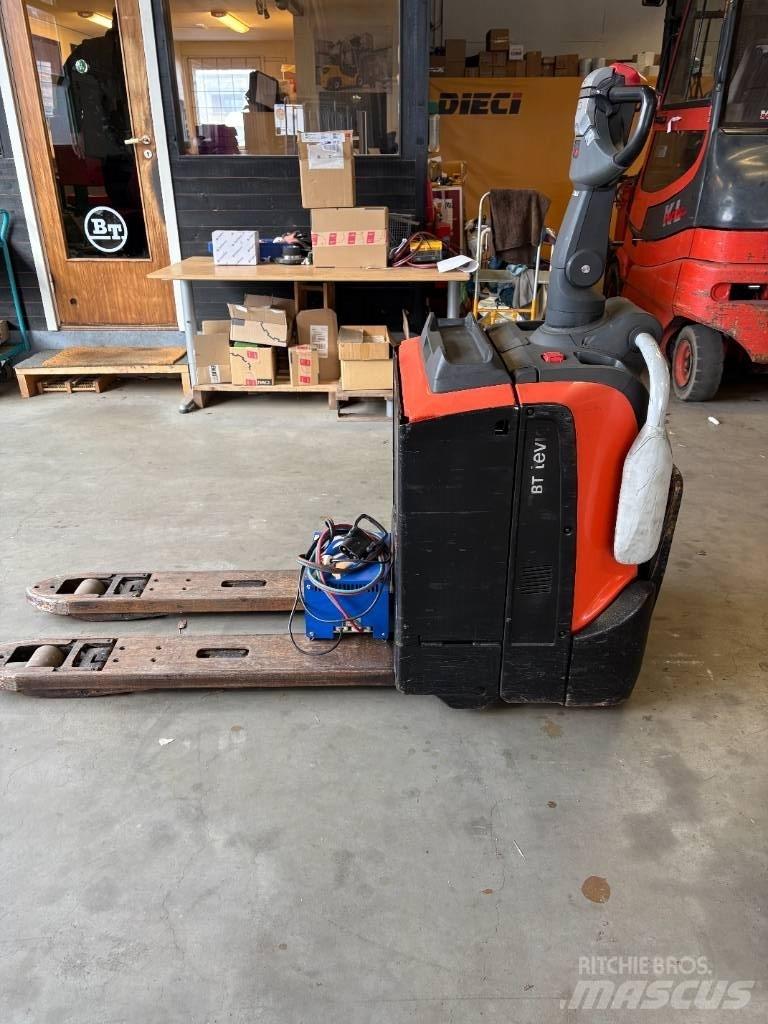 BT LPE 200 Low lift with platform