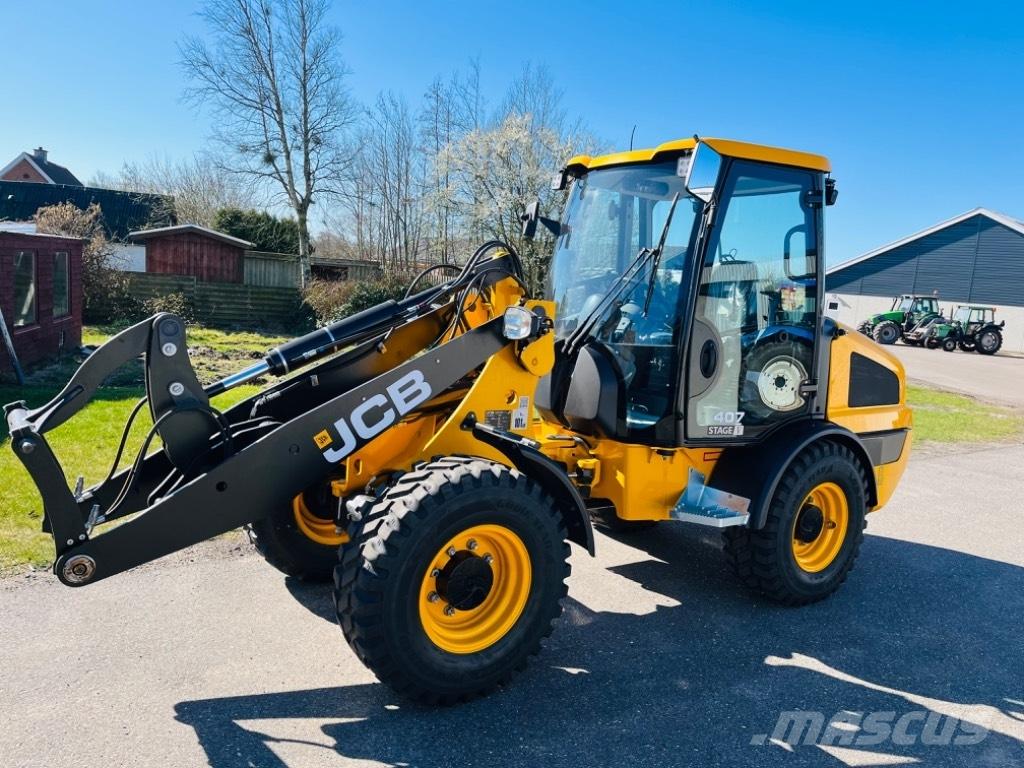 JCB 407 Multi-purpose loaders