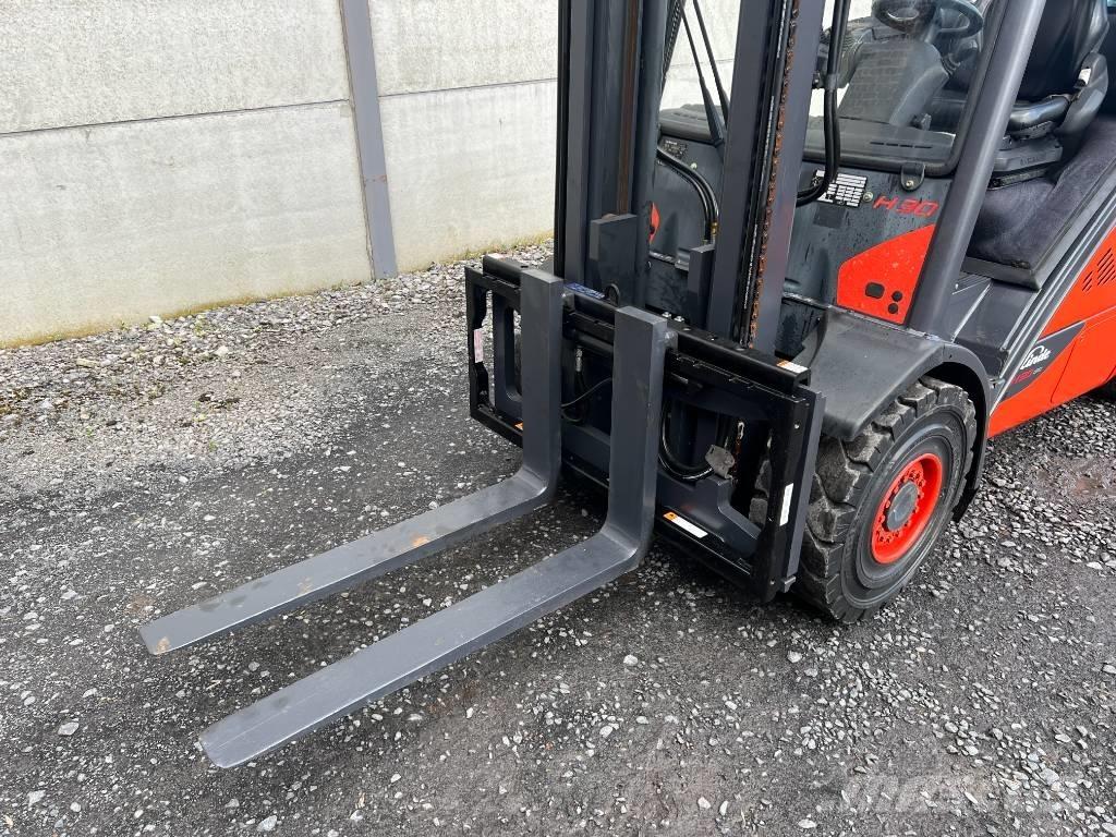 Linde H30T-02 EVO LPG trucks