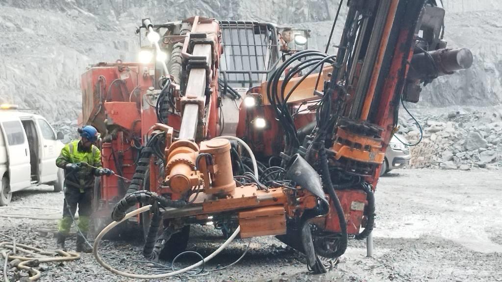 Sandvik DS520-TC Underground Cable Bolters