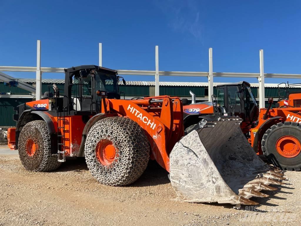 Hitachi ZW 550 - 6 Wheel loaders