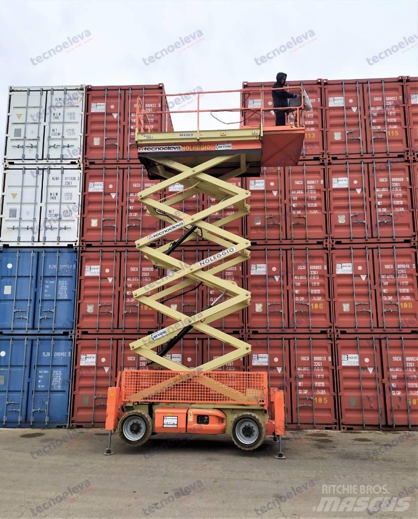 JLG M 4069 Scissor lifts