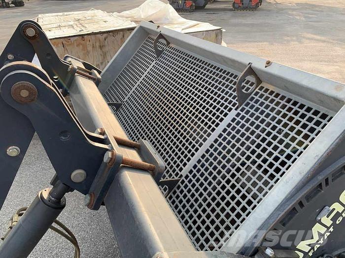 Bomag BS 180 Sand and salt spreaders