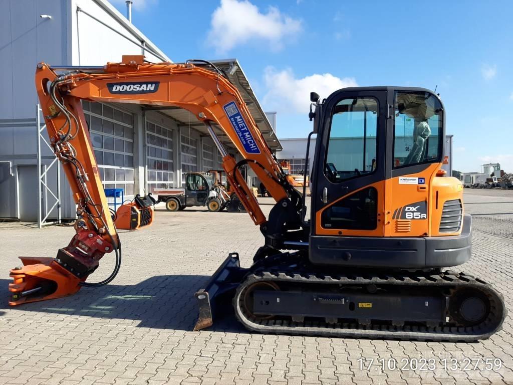 Develon DX 85 R-3 Mini excavators  7t - 12t