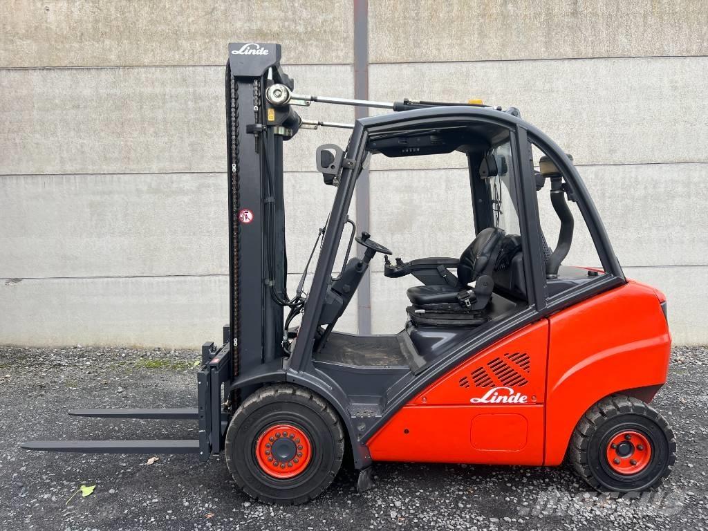 Linde H30D-01 Diesel trucks
