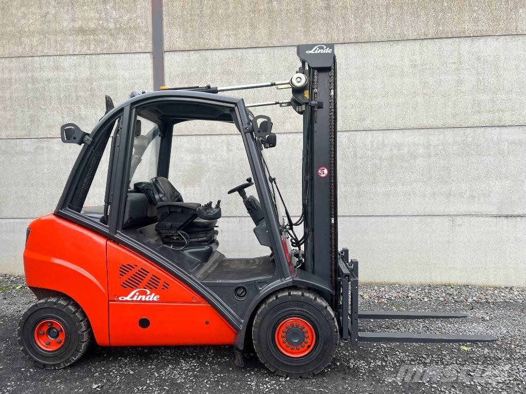 Linde H30D-01 Diesel trucks