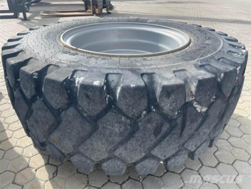  Øvrige ØVRIGE Tyres, wheels and rims