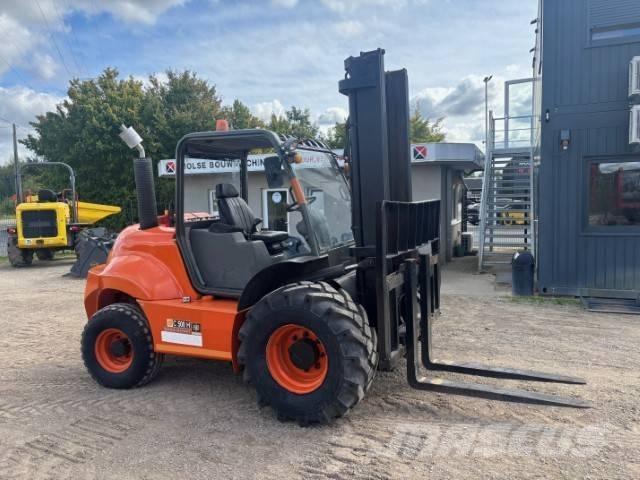 Ausa C 500 H X4 Rough terrain truck