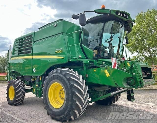 John Deere T 670 Combine harvesters