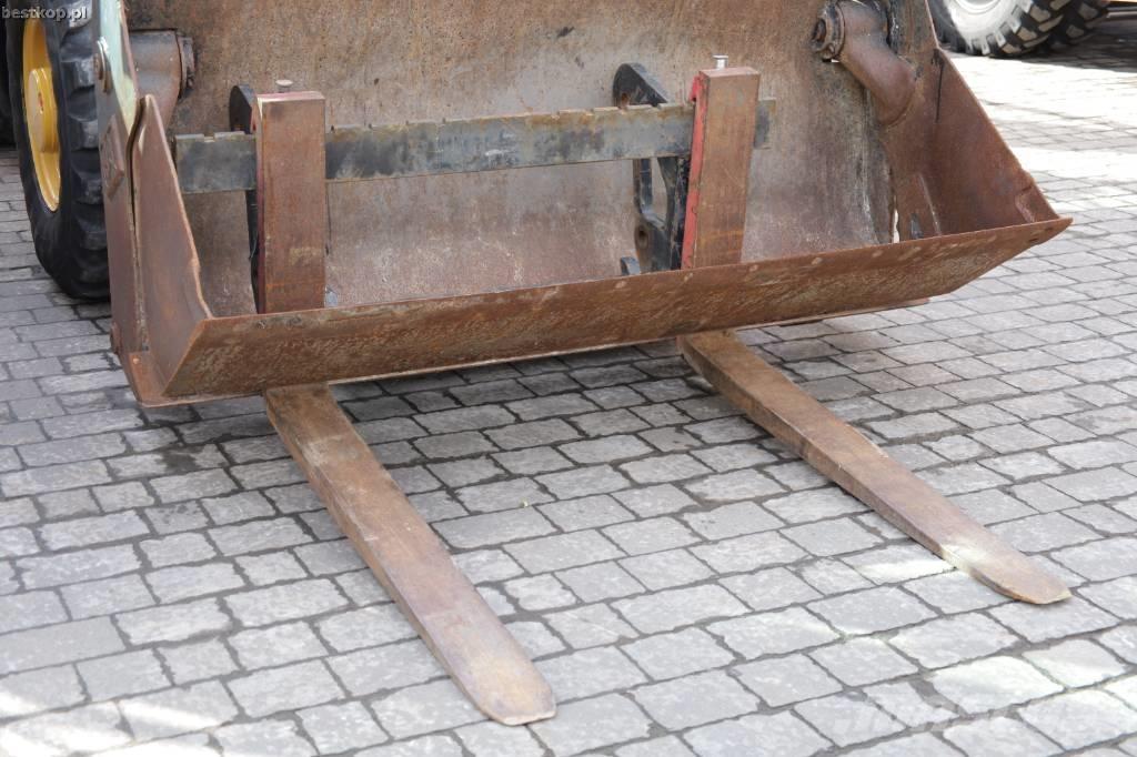 CAT 906M Wheel loaders