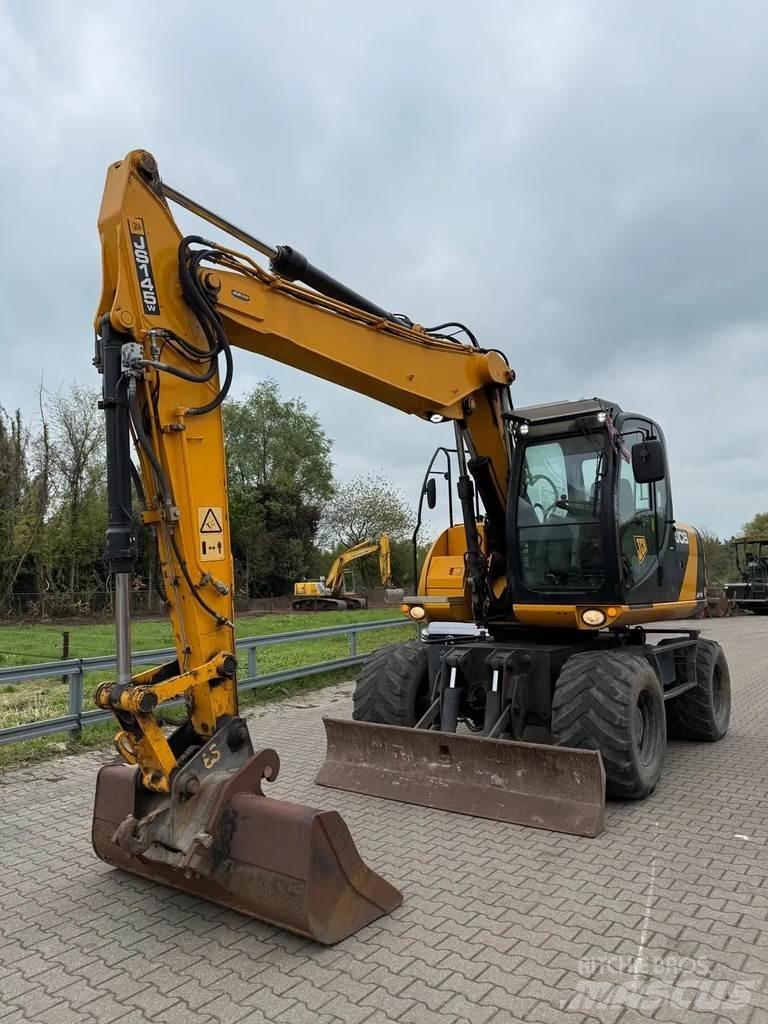 JCB JS 145W Wheeled excavators