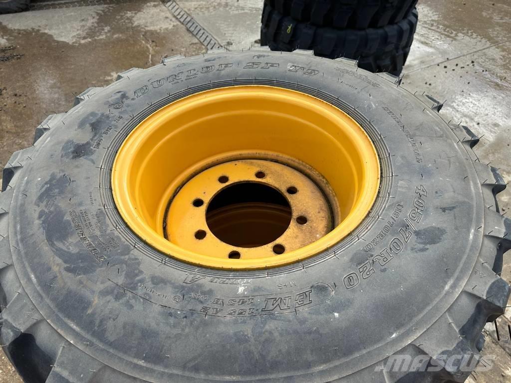 Dunlop 405/70R20 Tyres, wheels and rims