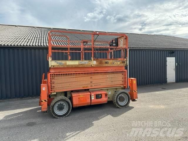 JLG M4069 Scissor lifts