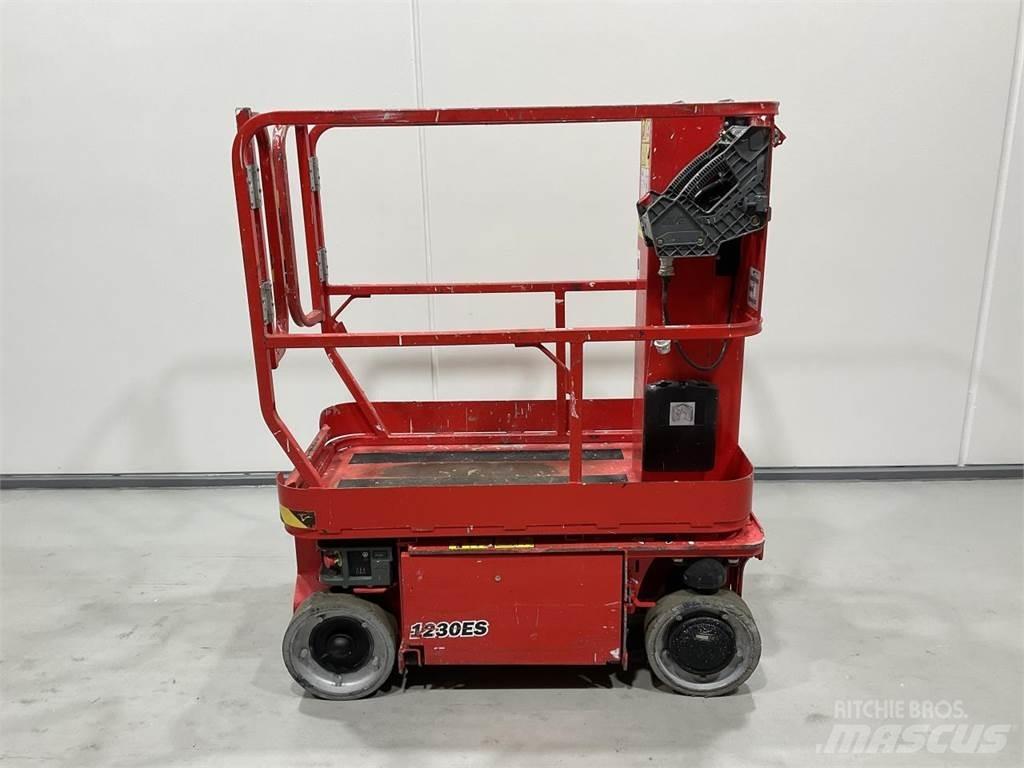 JLG 1230ES Scissor lifts